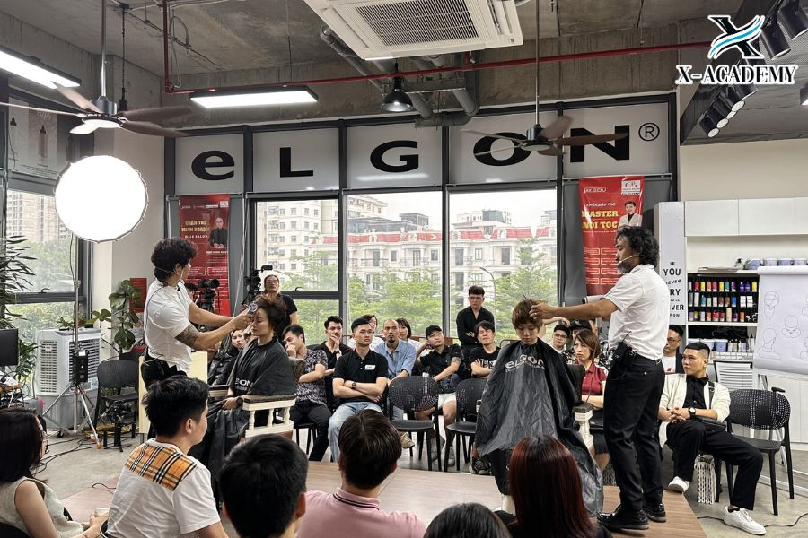 Nên Học Tại Trường Dạy Nghề Làm Tóc Hay Học Viện Đào Tạo Có Salon