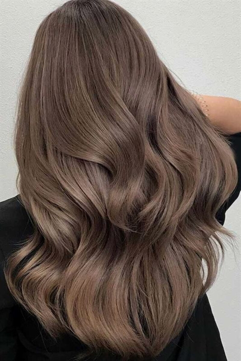 Màu tóc trầm cho nữ