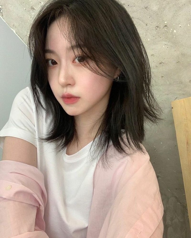 Điểm nhấn cho tóc mullet nữ ngắn uốn chữ S thêm phần ấn tượng