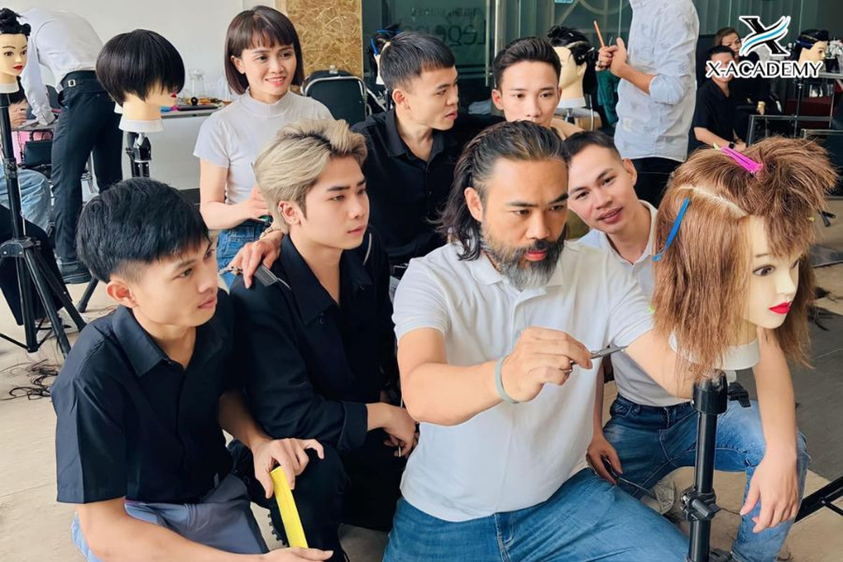 Nên học tóc nam hay nữ để làm nghề